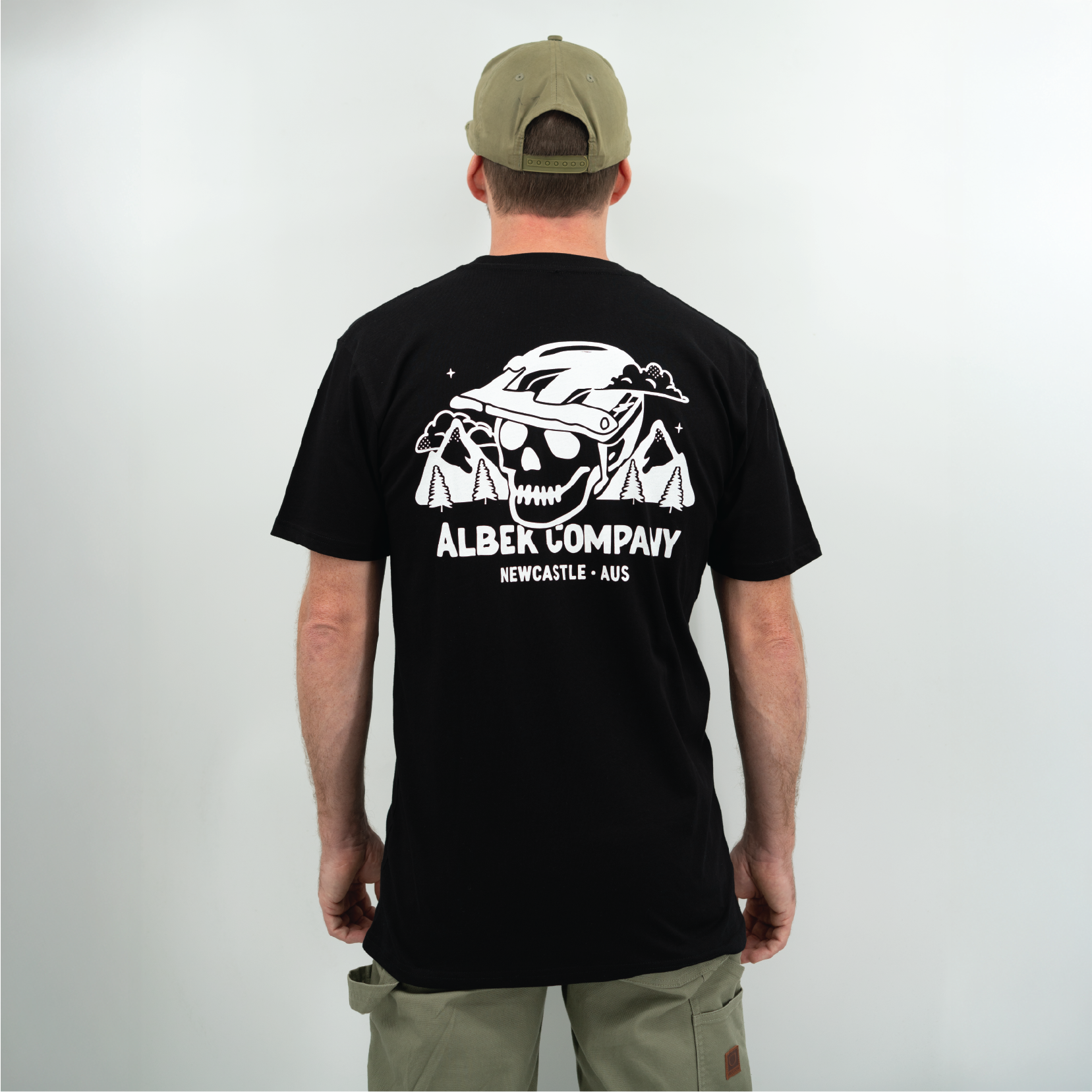 Summit Tee - Covert Black